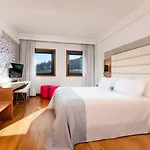 Santiago Plaza, Affiliated By Melia 4* サンティアゴ・デ・コンポステーラ