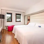 Santiago Plaza, Affiliated By Melia サンティアゴ・デ・コンポステーラ