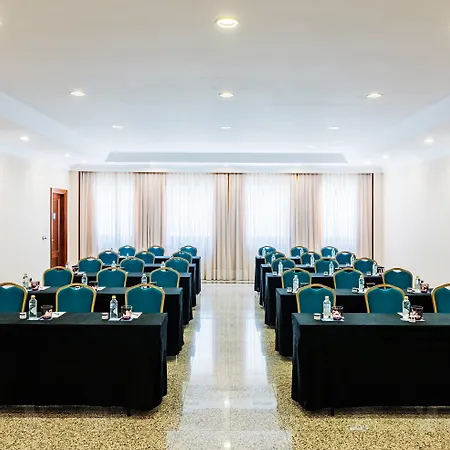 Santiago Plaza Affiliated By Melia Ξενοδοχείο 4*