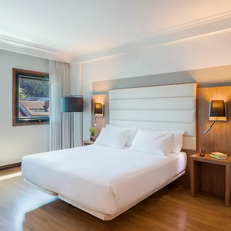 Santiago Plaza Affiliated By Melia 4* Santiago de Compostela