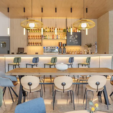 Santiago Plaza Affiliated By Melia 4* Santiago de Compostela