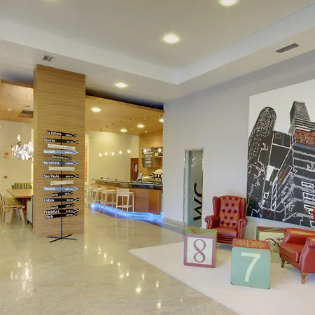 Santiago Plaza, Affiliated By Melia Ξενοδοχείο 4*