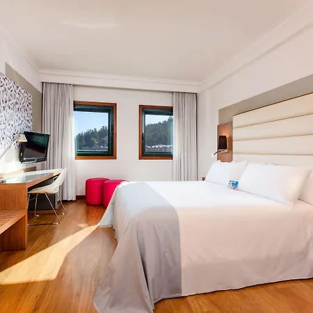 Santiago Plaza Affiliated By Melia 4* Σαντιάγο ντε Κομποστέλα