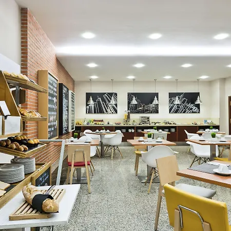 Santiago Plaza Affiliated By Meliá Hotel 4*