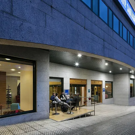 מלון Santiago Plaza Affiliated By Melia 4*