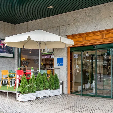 מלון Santiago Plaza Affiliated By Melia סנטיאגו דה קומפוסטלה