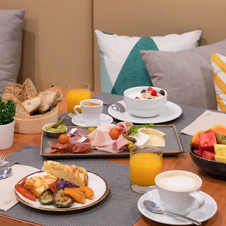 מלון Santiago Plaza Affiliated By Melia