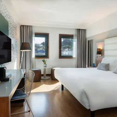 Santiago Plaza Affiliated By Melia סנטיאגו דה קומפוסטלה