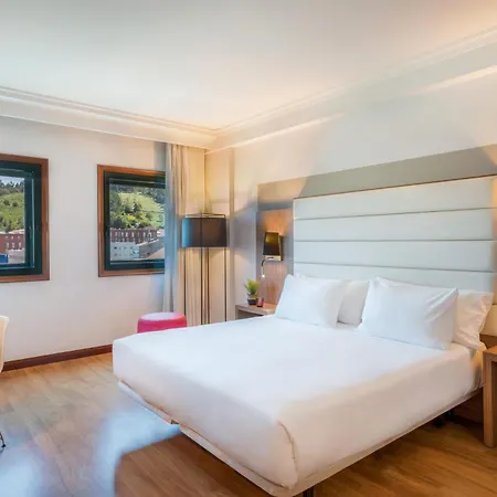 Santiago Plaza Affiliated By Meliá 4* Santiago de Compostela