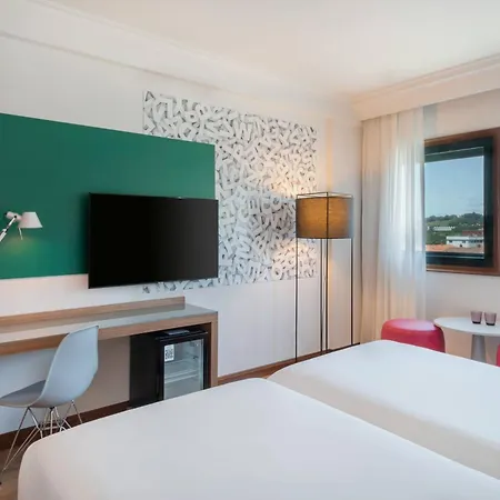 Santiago Plaza, Affiliated By Melia Hotel Santiago de Compostela