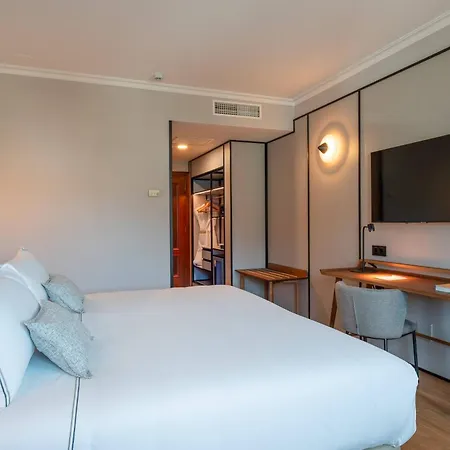 Santiago Plaza Affiliated By Meliá 4* San Giacomo di Compostella