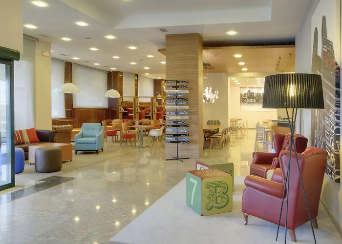 Hotel Santiago Plaza Affiliated By Melia 4*