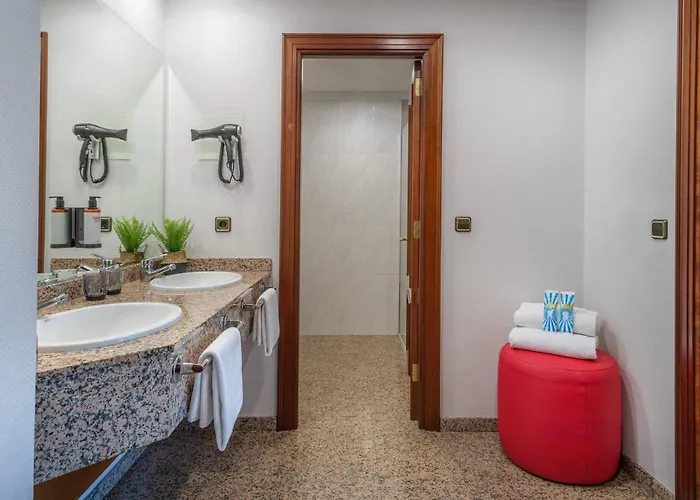 Ξενοδοχείο Santiago Plaza Affiliated By Melia Σαντιάγο ντε Κομποστέλα