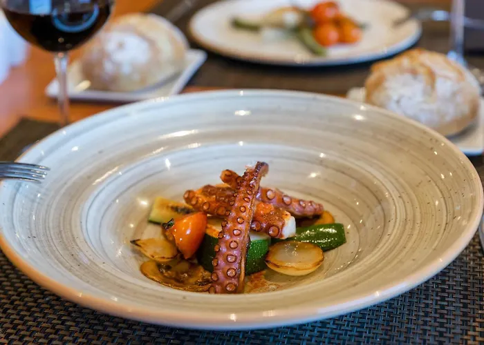 Santiago Plaza Affiliated By Melia Ξενοδοχείο Σαντιάγο ντε Κομποστέλα